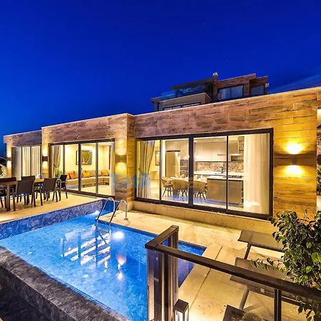 Willa Luxury Petra W Ndoor Heated Pool, Sauna