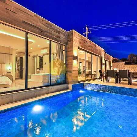Willa Luxury Petra W Ndoor Heated Pool, Sauna *